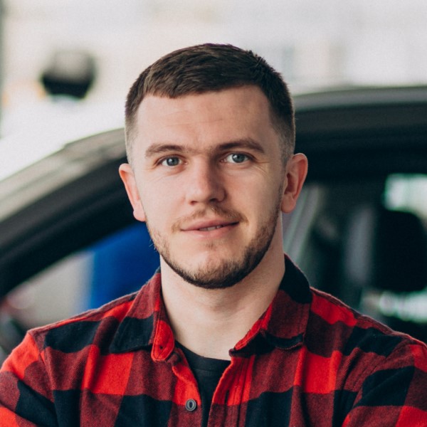 Владимир Крученко