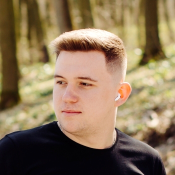 Олег Павленко